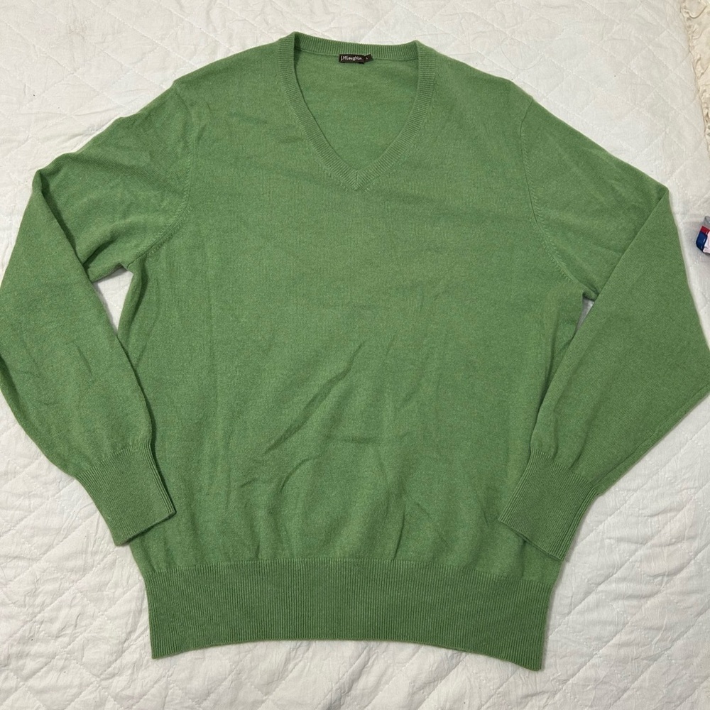 J. McLaughlin 100%Cashmere Classic Green V-Neck Sweater